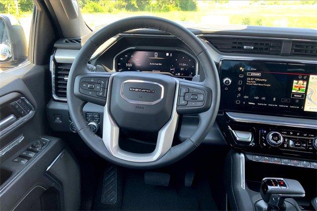 2024 GMC Sierra 1500 Vehicle Photo in TOPEKA, KS 66609-0000