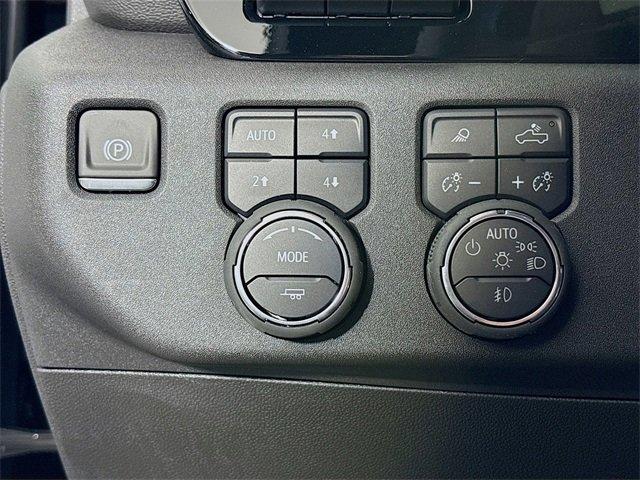 2025 Chevrolet Silverado 1500 Vehicle Photo in PUYALLUP, WA 98371-4149