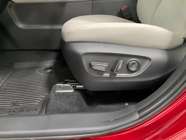 2025 Toyota Grand Highlander Vehicle Photo in Oshkosh, WI 54904