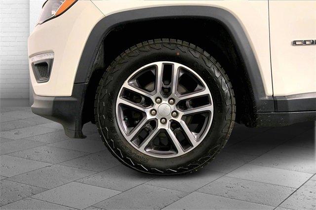 2019 Jeep Compass Vehicle Photo in KANSAS CITY, MO 64114-4502