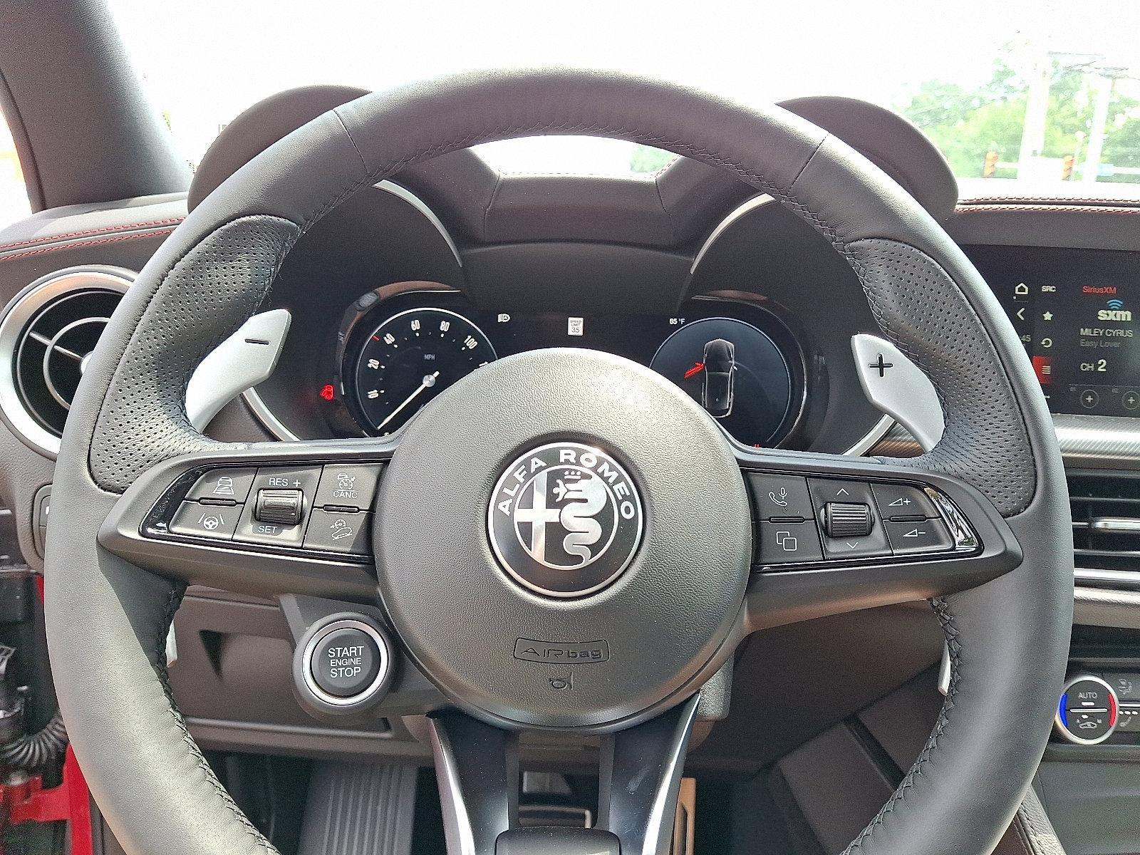 2025 Alfa Romeo Stelvio Vehicle Photo in Willow Grove, PA 19090