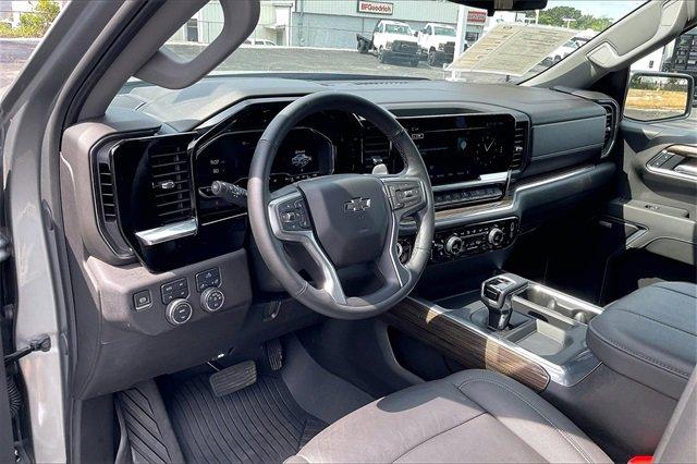2025 Chevrolet Silverado 1500 Vehicle Photo in INDEPENDENCE, MO 64055-1314