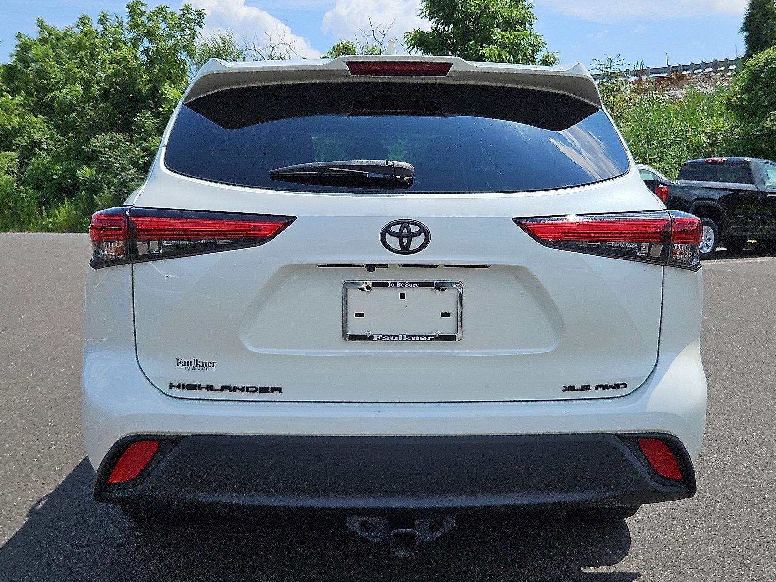 2021 Toyota Highlander Vehicle Photo in Trevose, PA 19053
