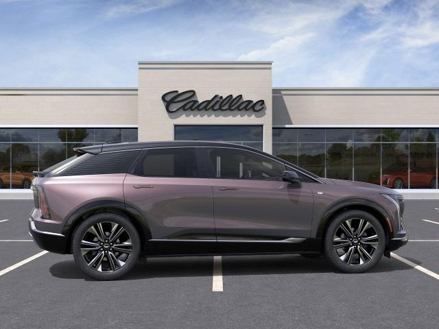 2025 Cadillac OPTIQ Vehicle Photo in BETHLEHEM, PA 18017-9401