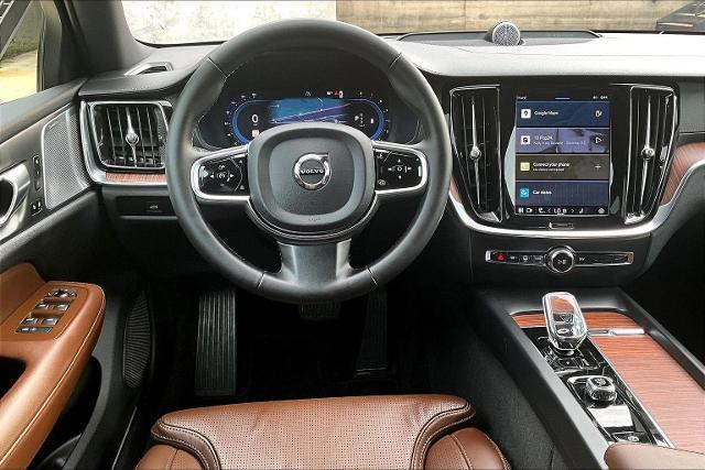 2024 Volvo V60 Cross Country Vehicle Photo in Houston, TX 77007