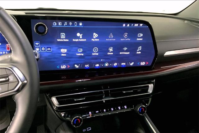 2024 Chevrolet Traverse Vehicle Photo in Lees Summit, MO 64086