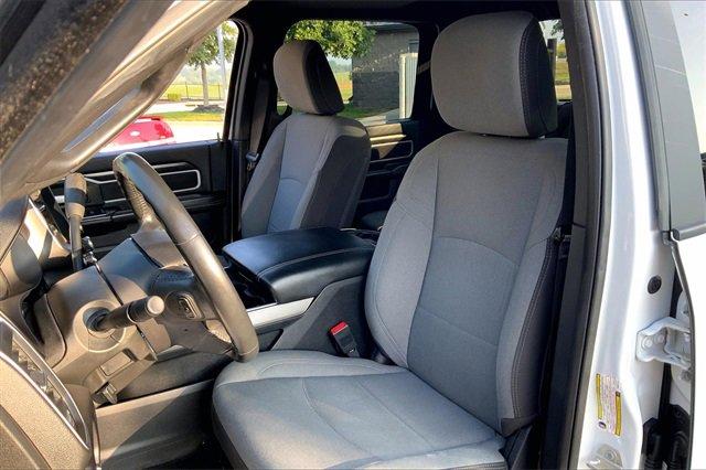 2024 Ram 2500 Vehicle Photo in KANSAS CITY, MO 64114-4545