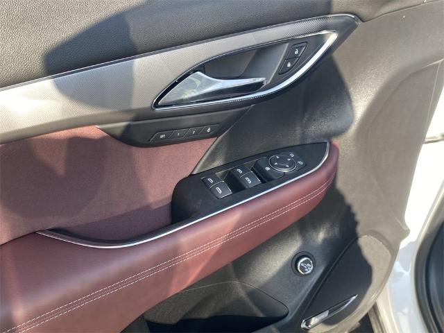 2024 Buick Envision Vehicle Photo in GOODYEAR, AZ 85338-1310