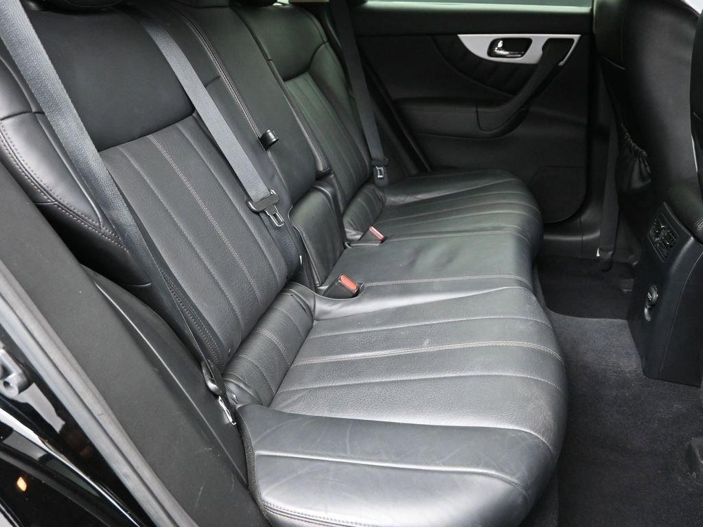 2017 INFINITI QX70 Vehicle Photo in Marion, IA 52302