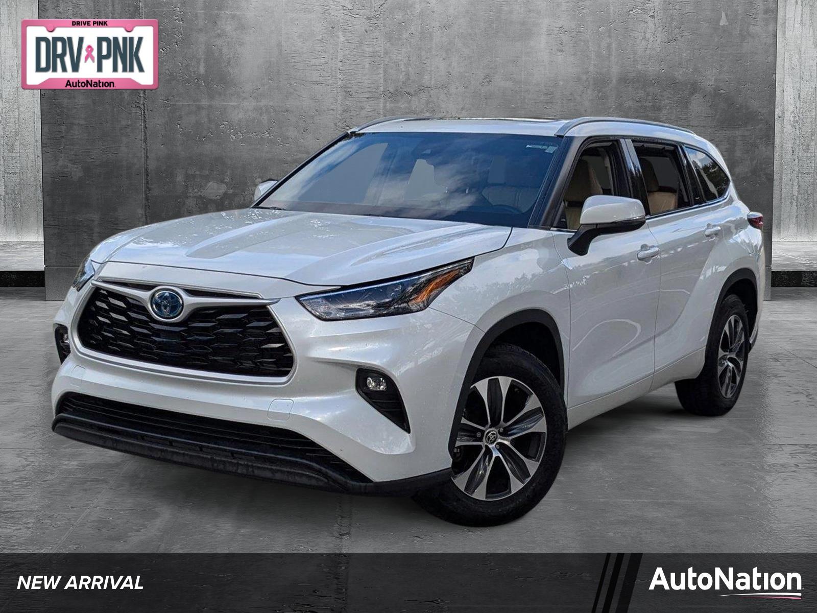 2022 Toyota Highlander Vehicle Photo in West Palm Beach, FL 33417