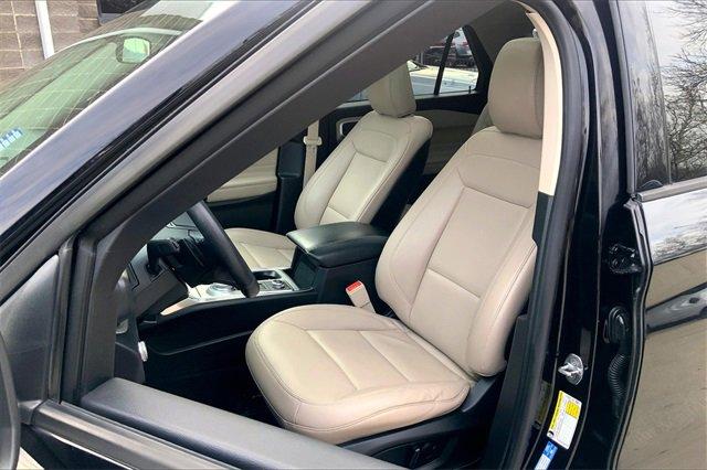 2020 Ford EXPLORER Vehicle Photo in KANSAS CITY, MO 64114-4502