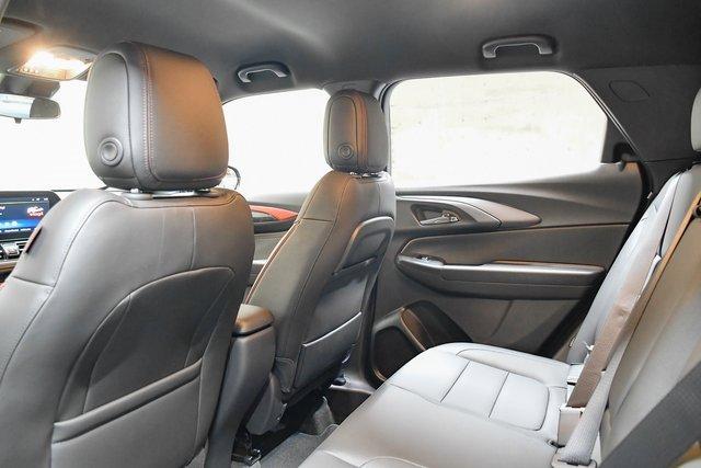 2025 Chevrolet Trailblazer Vehicle Photo in EVERETT, WA 98203-5662
