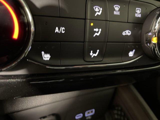 2025 Chevrolet Trailblazer Vehicle Photo in PHOENIX, AZ 85014-3381