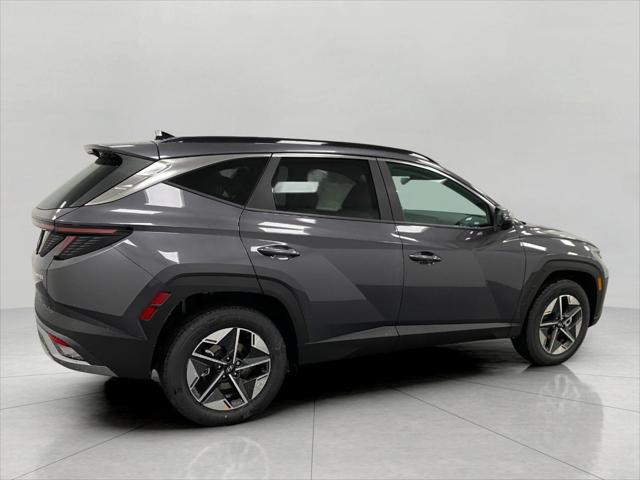 2025 Hyundai TUCSON Hybrid Vehicle Photo in Appleton, WI 54913