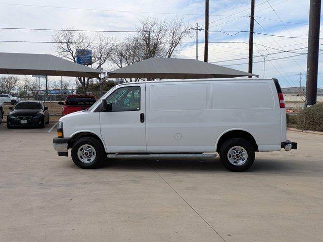 2022 GMC Savana Cargo Van Vehicle Photo in SELMA, TX 78154-1459