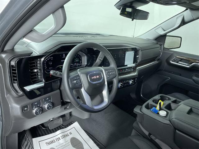 2024 GMC Sierra 1500 Vehicle Photo in GILBERT, AZ 85297-0402