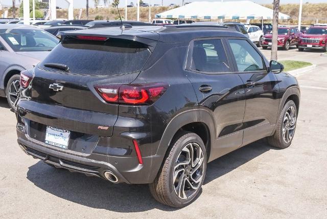 2025 Chevrolet Trailblazer Vehicle Photo in VENTURA, CA 93003-8585