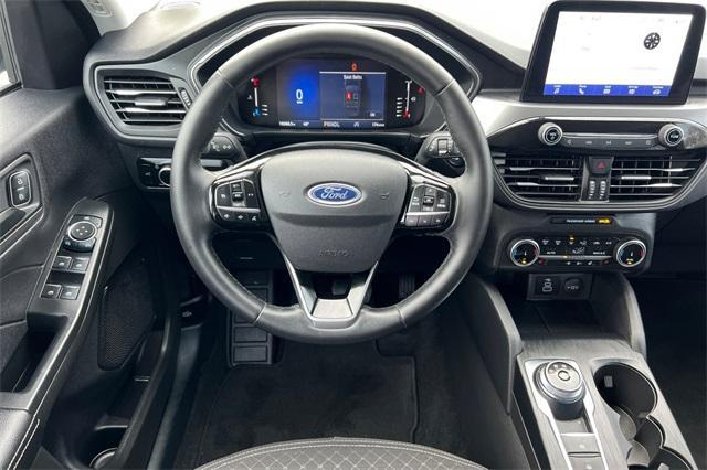 2024 Ford Escape Vehicle Photo in ELK GROVE, CA 95757-8703