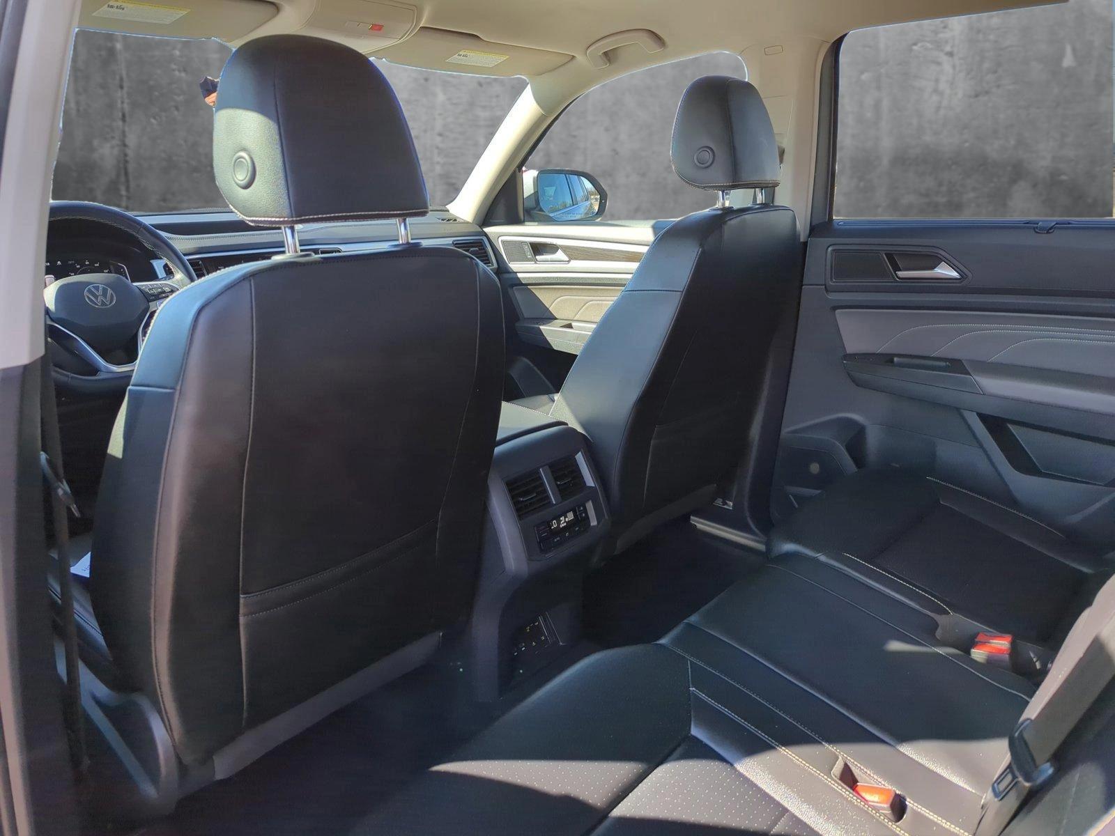 2022 Volkswagen Atlas Vehicle Photo in Memphis, TN 38128