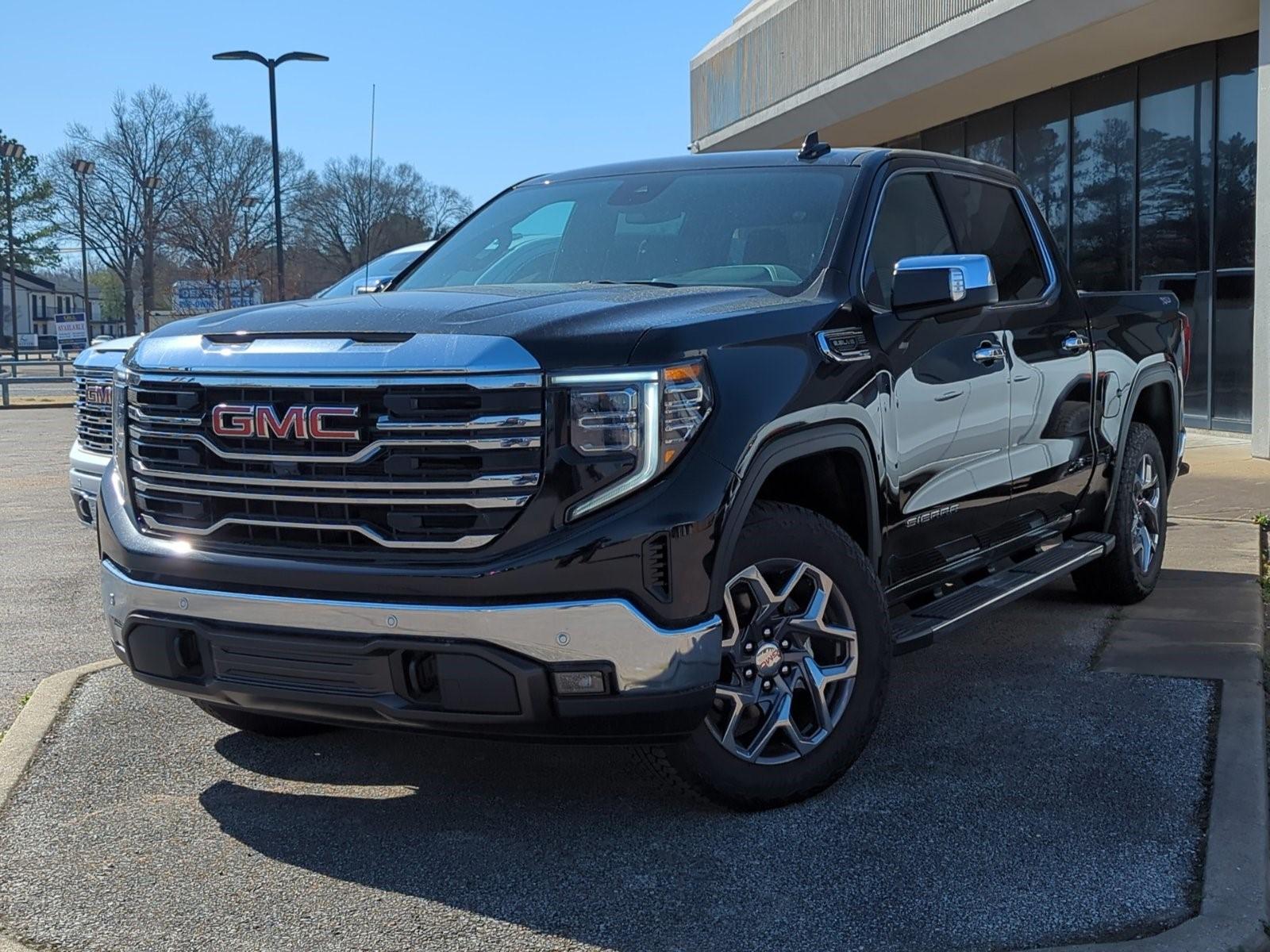 2025 GMC Sierra 1500 Vehicle Photo in MEMPHIS, TN 38115-1503