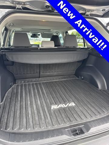 2020 Toyota RAV4 Vehicle Photo in Puyallup, WA 98371