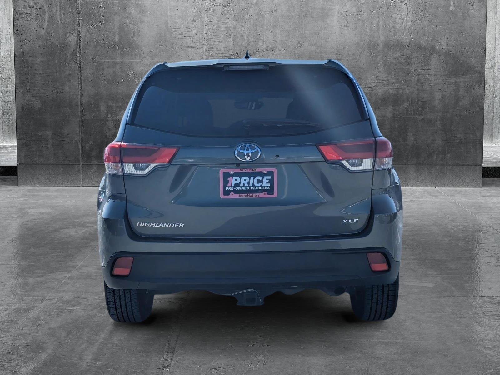 2018 Toyota Highlander Vehicle Photo in Ft. Myers, FL 33907