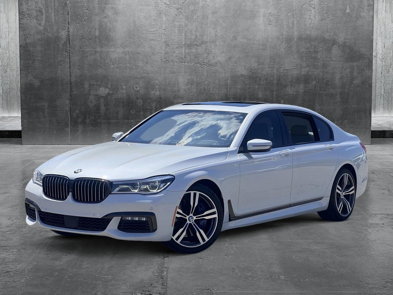 2017 BMW 750i Vehicle Photo in Santa Clarita, CA 91355
