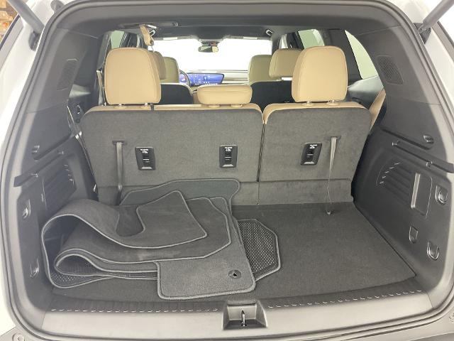 2025 Buick Enclave Vehicle Photo in GILBERT, AZ 85297-0402