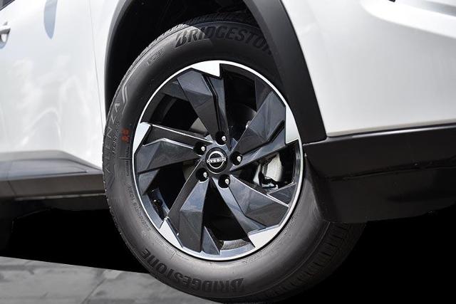 2025 Nissan Rogue Vehicle Photo in Ballwin, MO 63011
