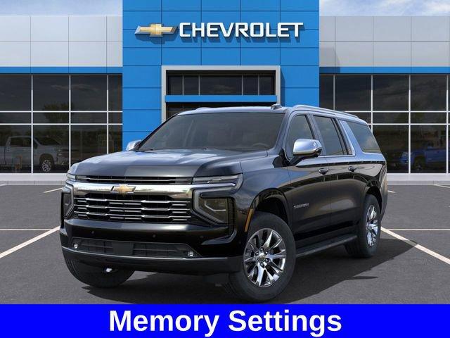 2025 Chevrolet Suburban Vehicle Photo in BROCKTON, MA 02301-7113