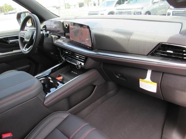 2025 Chevrolet Suburban Vehicle Photo in LEESBURG, FL 34788-4022