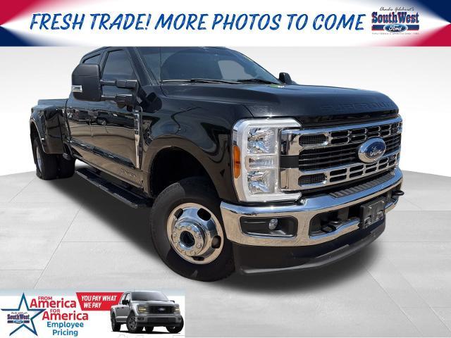 2023 Ford Super Duty F-350 DRW Vehicle Photo in Weatherford, TX 76087