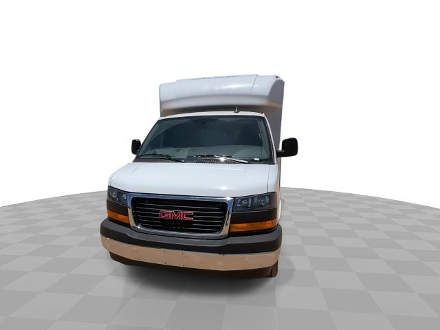 2025 GMC Savana Cutaway 3500 Vehicle Photo in GILBERT, AZ 85297-0402