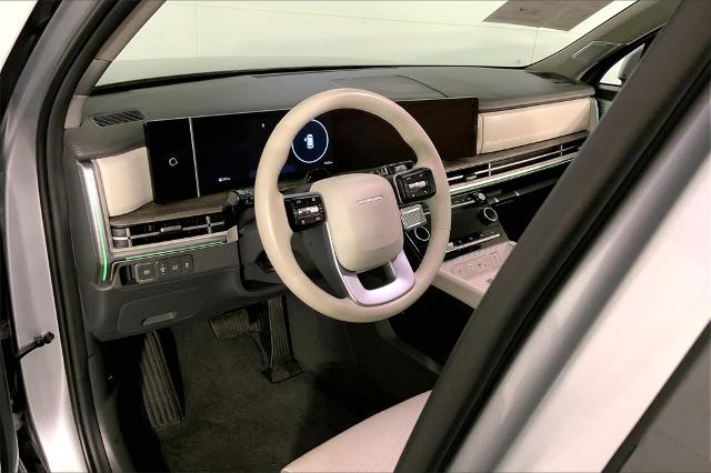 2024 Hyundai SANTA FE Vehicle Photo in Lees Summit, MO 64086