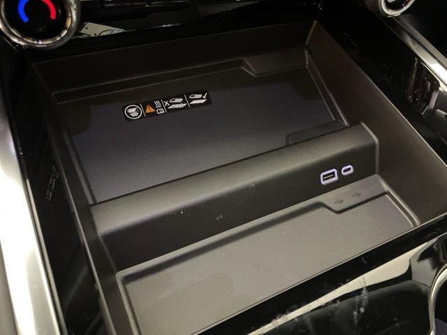 2025 Chevrolet Tahoe Vehicle Photo in PHOENIX, AZ 85014-3381