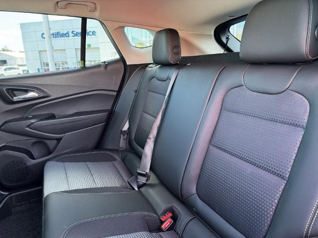 2025 Chevrolet Trax Vehicle Photo in GARDNER, MA 01440-3110