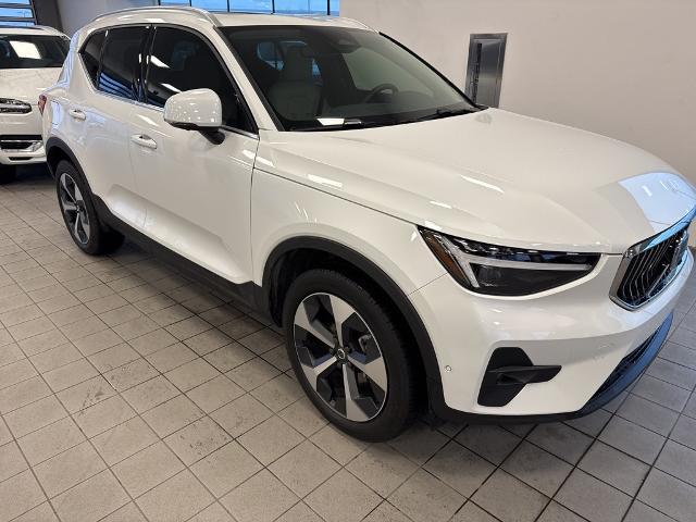 2025 Volvo XC40 Vehicle Photo in Grapevine, TX 76051