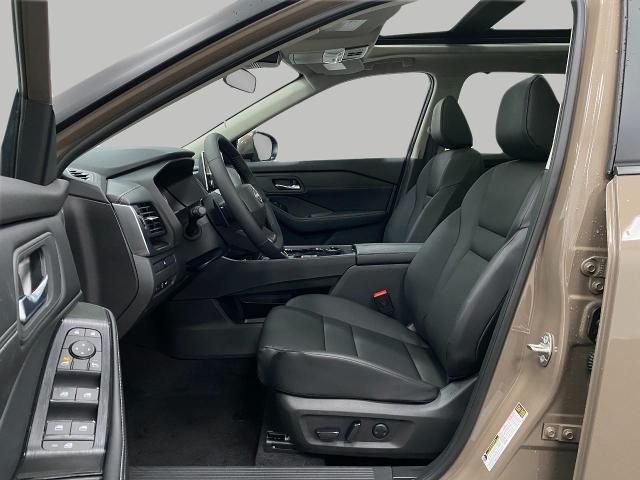 2025 Nissan Rogue Vehicle Photo in Appleton, WI 54913