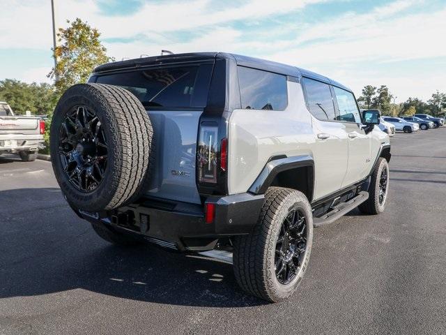 2024 GMC HUMMER EV SUV Vehicle Photo in HOMOSASSA, FL 34448-1461