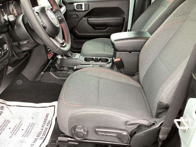 2024 Jeep Wrangler Vehicle Photo in Gardner, MA 01440