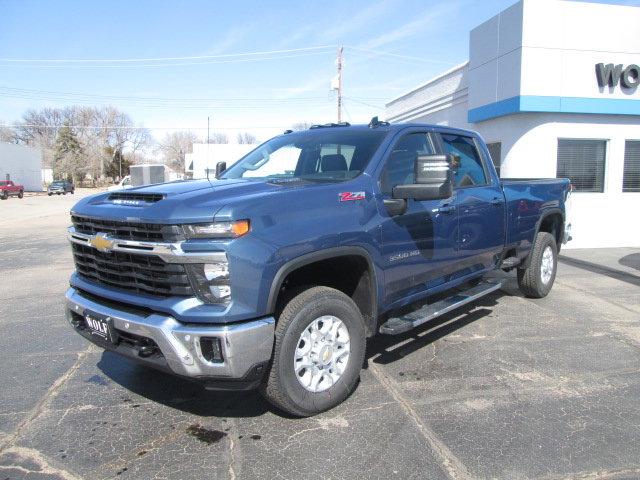 2025 Chevrolet Silverado 3500 HD Vehicle Photo in OGALLALA, NE 69153-2414
