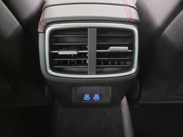 2025 Genesis G70 Vehicle Photo in NEENAH, WI 54956-2243