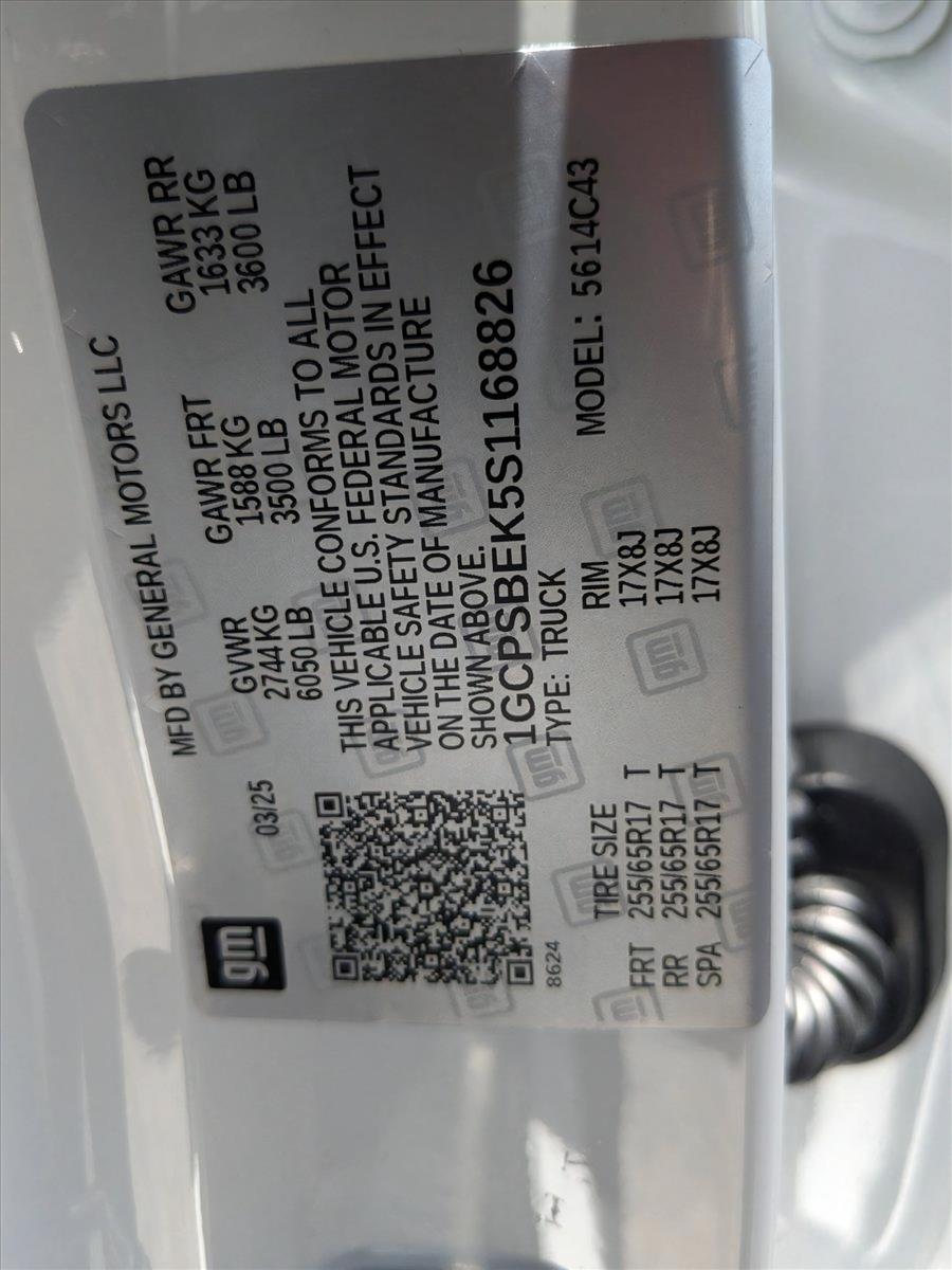 2025 Chevrolet Colorado Vehicle Photo in MIAMI, FL 33134-2699