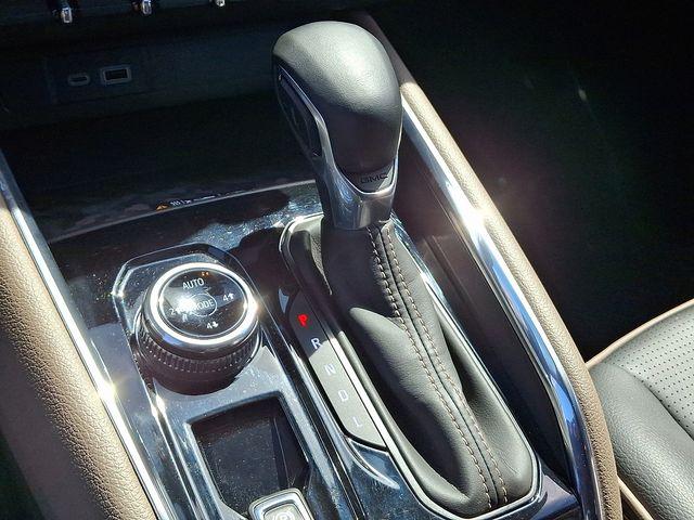 2023 GMC Canyon Vehicle Photo in DANBURY, CT 06810-5034