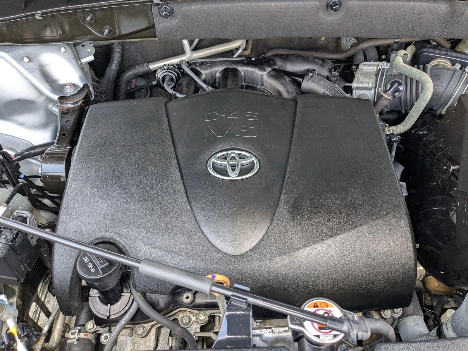 2018 Toyota Highlander Vehicle Photo in Miami, FL 33169