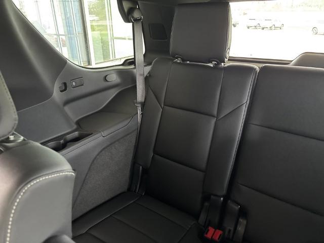 2022 Cadillac Escalade Vehicle Photo in MANHATTAN, KS 66502-5036
