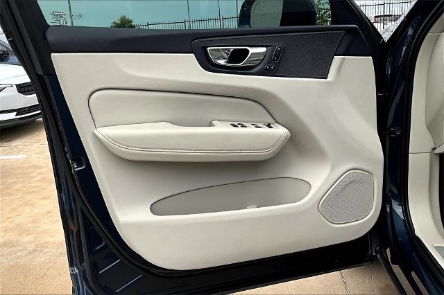 2023 Volvo XC60 Vehicle Photo in Grapevine, TX 76051