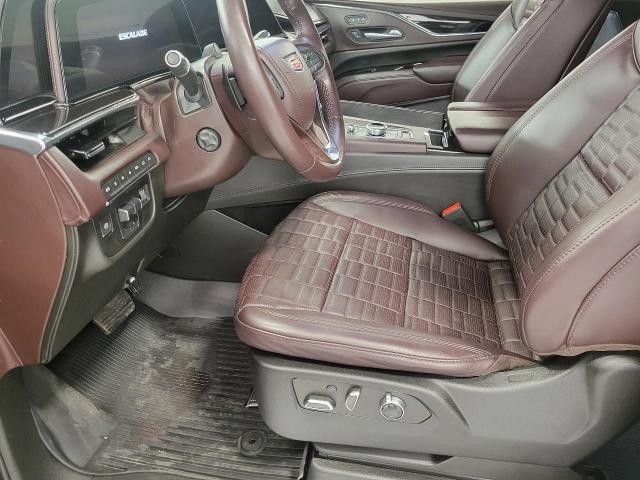 2023 Cadillac Escalade Vehicle Photo in APPLETON, WI 54914-4656