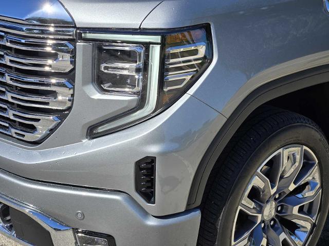2024 GMC Sierra 1500 Vehicle Photo in DENTON, TX 76210-9321