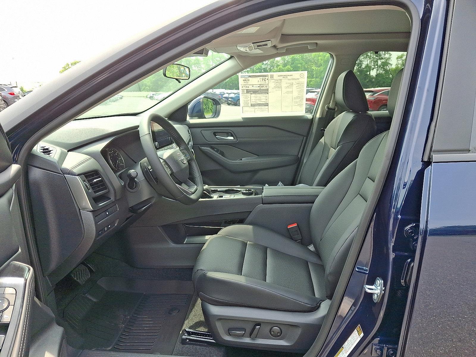 2025 Nissan Rogue Vehicle Photo in Mechanicsburg, PA 17050-2306